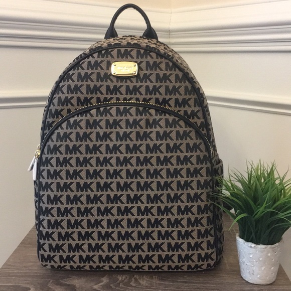 Michael Kors Handbags - Michael Kors Large Abbey Backpack
